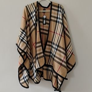Wrap/shrug plaid